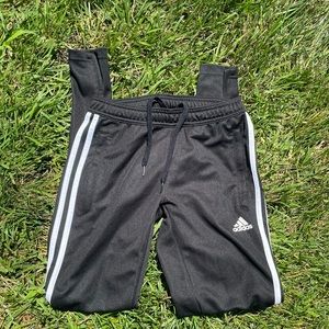 Adidas three-stripe skinny pant XS